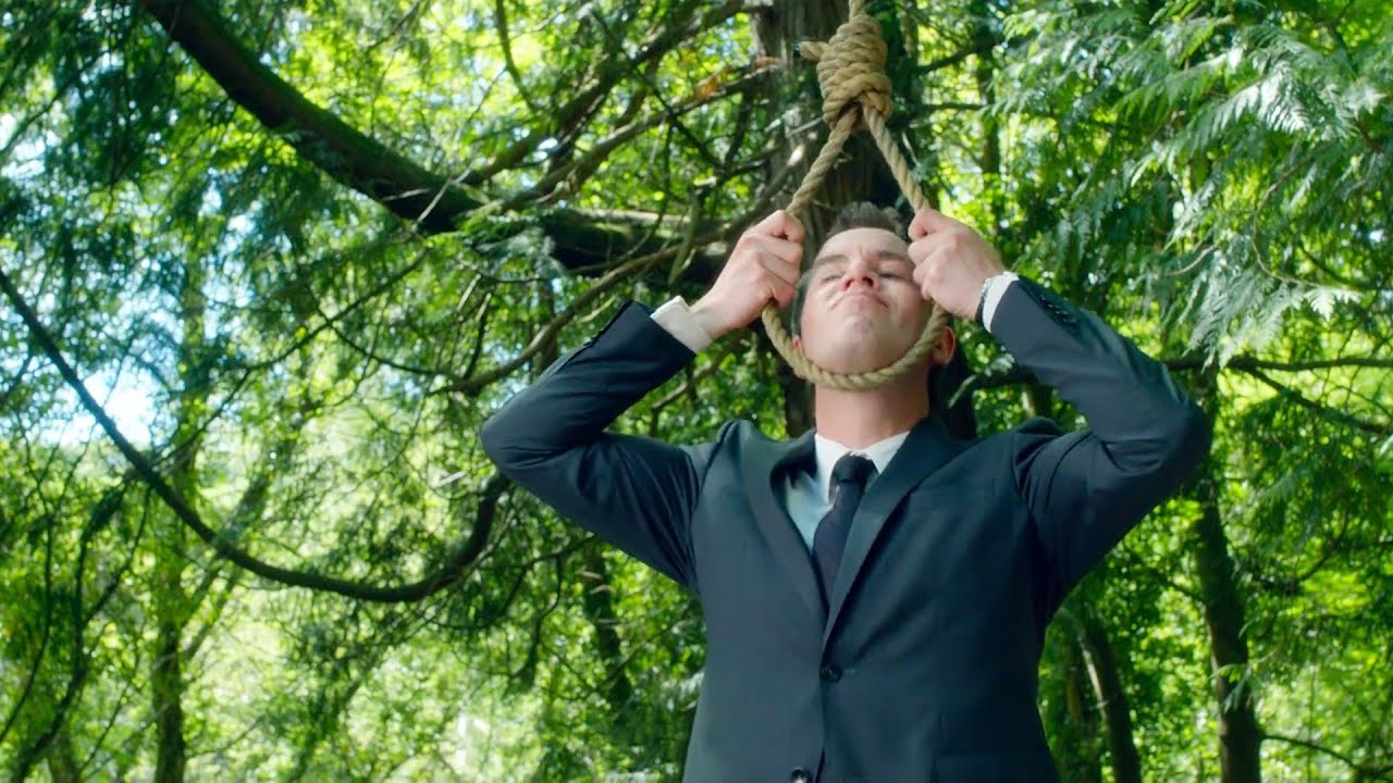 富二代一心求死，花重金请杀手公司帮忙，结果却拐跑了女杀手，悬疑片