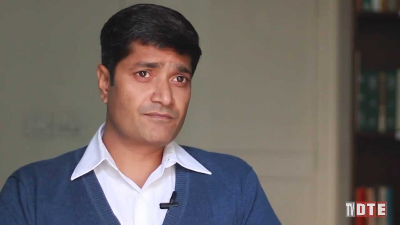 30 year old dating 17 year old