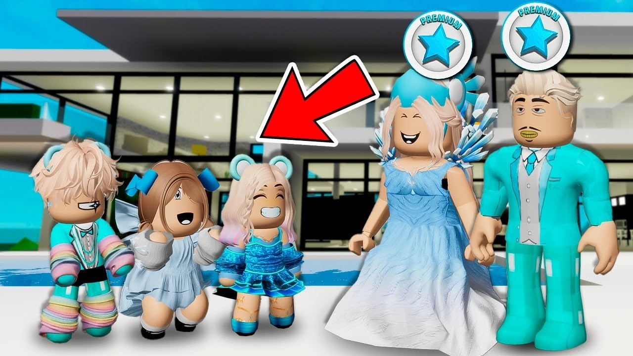 NÓS COPIAMOS UMA FAMÍLIA PREMIUM SENDO CRIANÇAS TRIGEMEAS em BROOKHAVEN