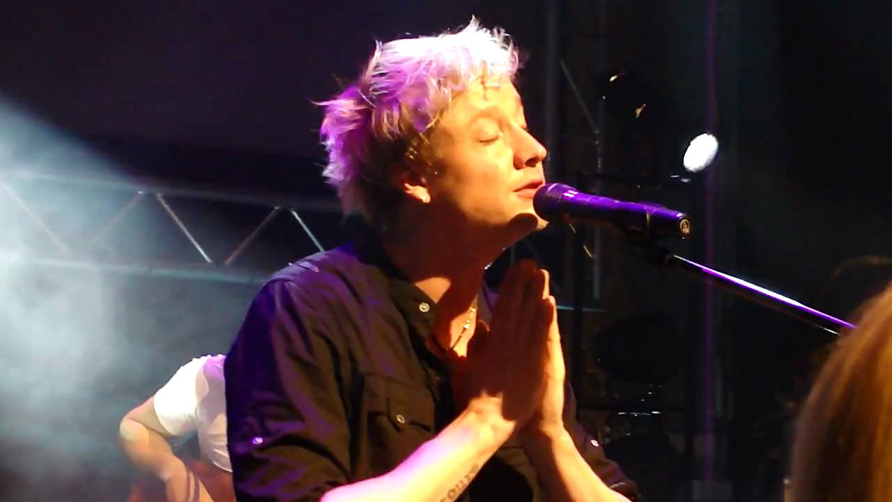 Sunrise Avenue - Dream Like A Child ACOUSTIC (Helsinki, Korjaamo 10.4.10 2nd gig)