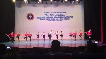 Múa Gậy Tiền . Dân tộc mông