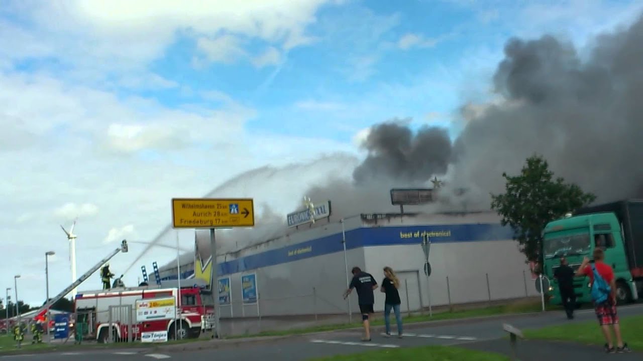 Großbrand Wittmund (Euronics XXL)