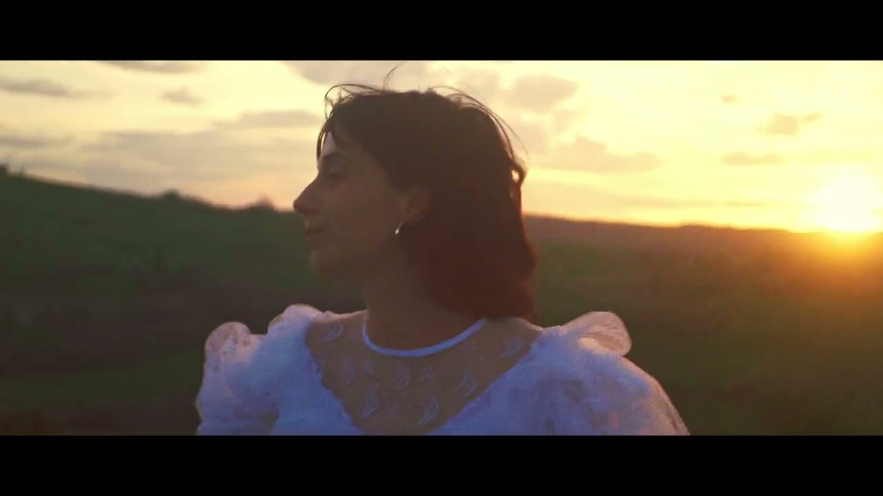 在 YouTube 上观看 SAVANAH - Dernier Endroit (Clip Officiel) 在 YouTube 上观看 SAVANAH - Dernier Endroit (Clip Officiel)