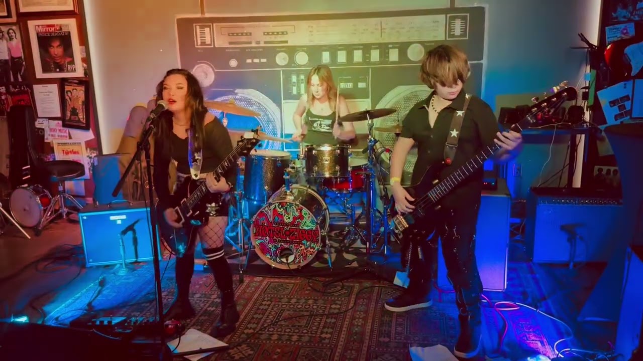 Hotel Ziggy with AYVA