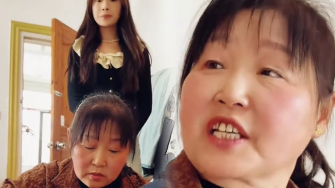 الحماة الصينية وبنتها تسببوا في رحيل مرات الابن 😱 لكن اللي حصل بعدها كان صدمة 😱