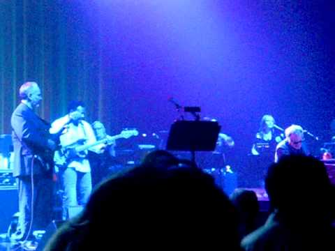 Steely Dan Reelin' in the Years Chicago Theater Au...