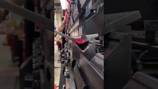 Advanced press brake dies and punches built for high-load industrial bending operations
