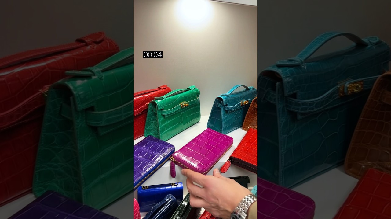 Шоурум эксклюзивных аксессуаров из крокодила в СПб. Доставка во все города. Подробнее в комментариях