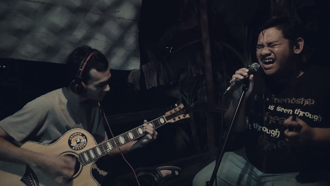 Payung Teduh - Menuju Senja ( Cover by dryan and bredol ) - YouTube