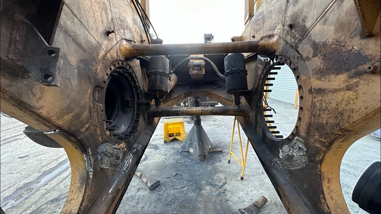 Ремонт трещин Cat 637