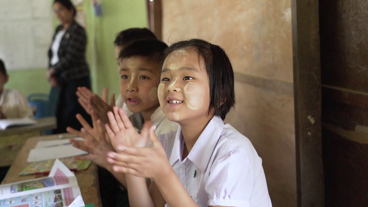 Minun koulupäiväni (suom. dub.)