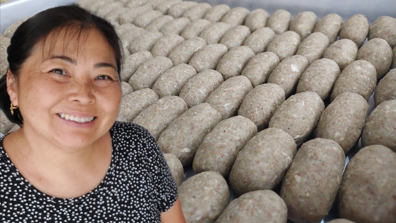 HOJE FIZ MINI QUIBES PARA FESTA | mostrando a rotina matinal na chácara os cuidados com as galinhas