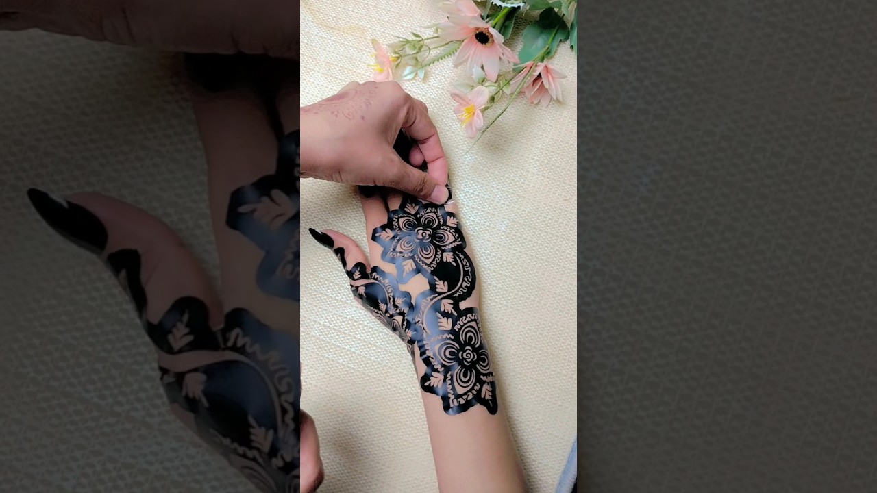 Beautiful sticker mehndi design #shorts