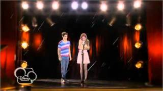 Violetta, Tomas e Leon - Te Creo.