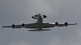 (4K) RAF E-3 Sentry AWACS low-approach at Newcastle Airport