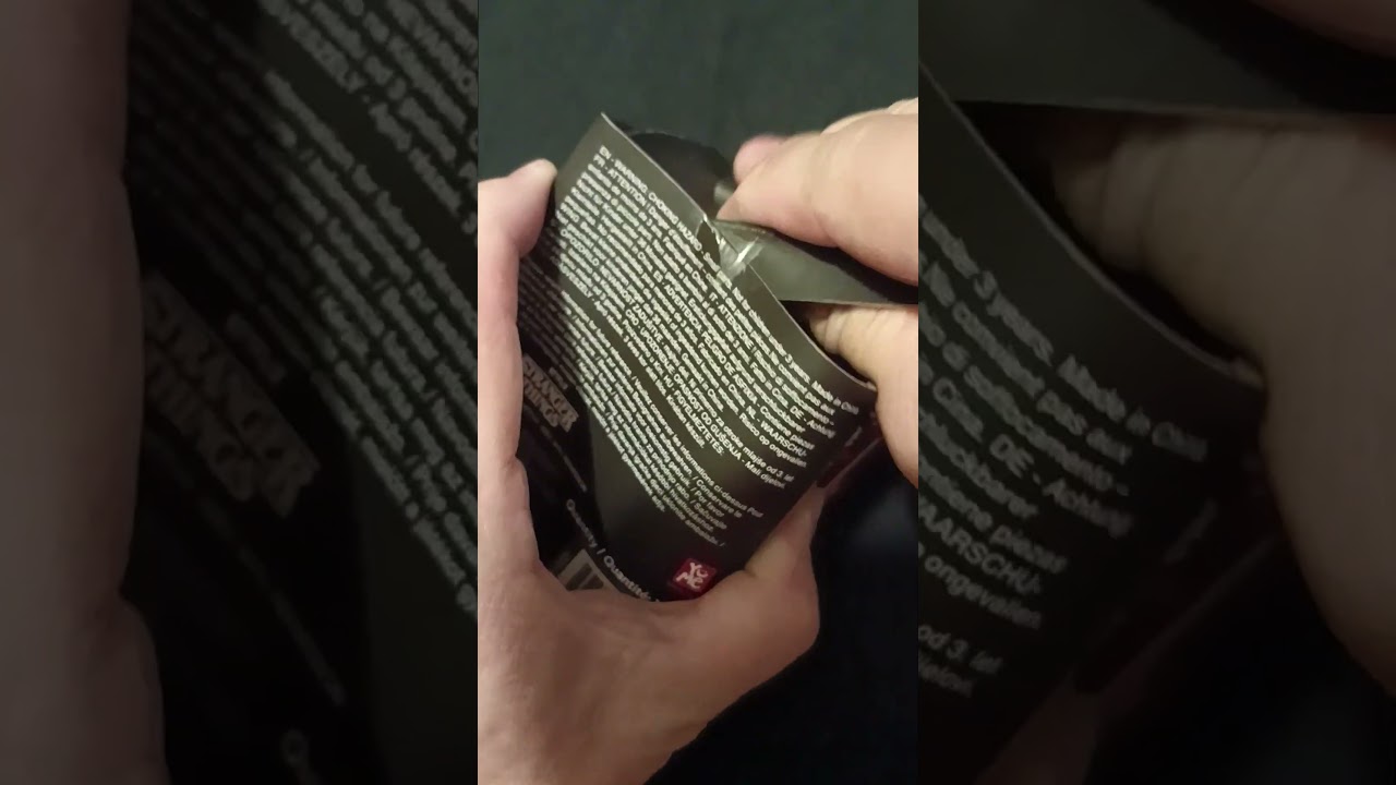 YuMe Stranger Things -blind box opening 