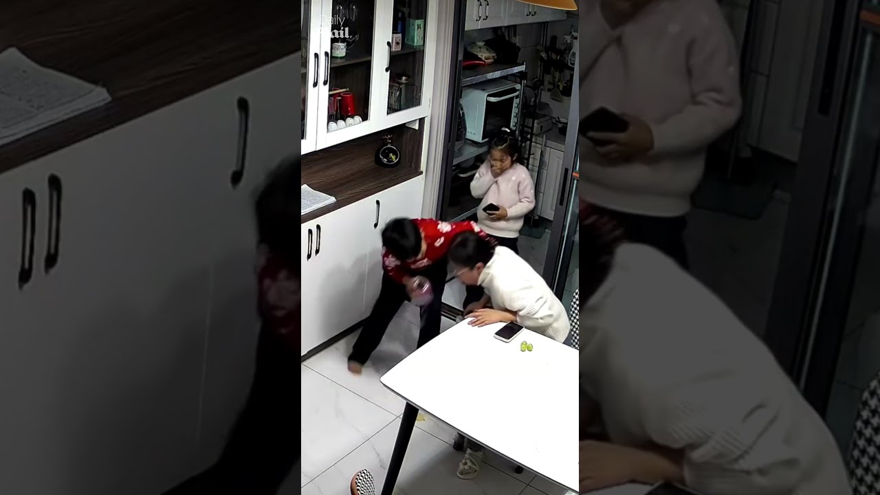 Quick Thinking Child Saves Mother S Life