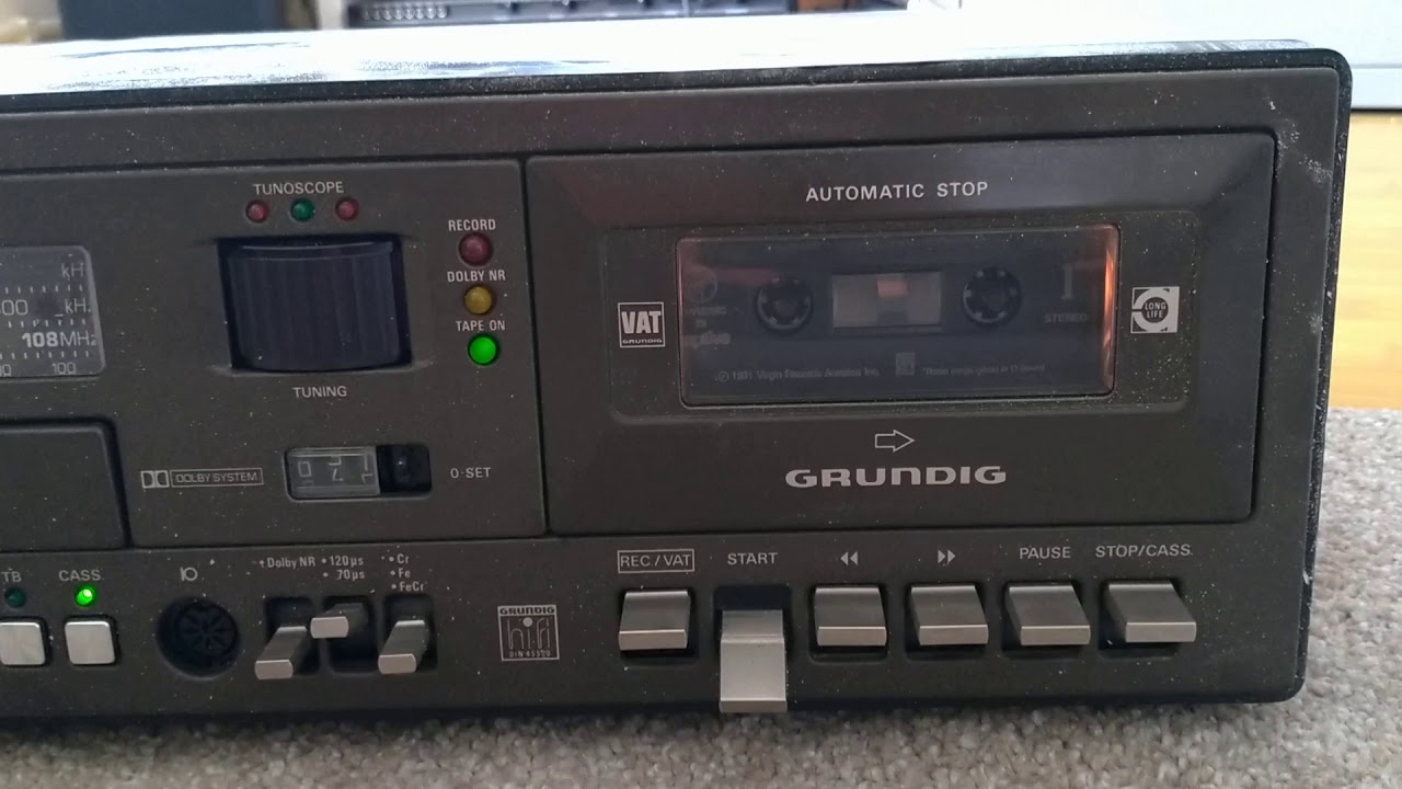 Grundig RC 60 very rare receiver / "cassiever" playing a cassette tape