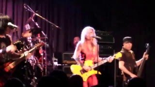 Lita Ford - Hungry (LIVE at Deerfoot Casino Nov 14, 2015 Calgary, Alta)