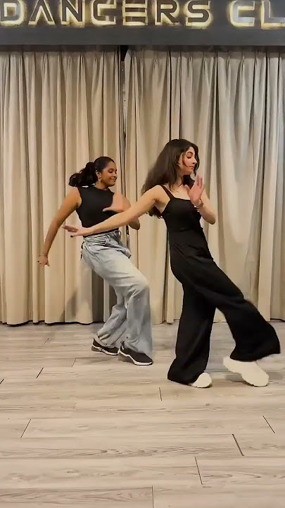Preethi Dance For Thirudi😻#kavin,#preethiasrani,#anirudh,#jenmartin,#kissmovie,#shorts,#trendings