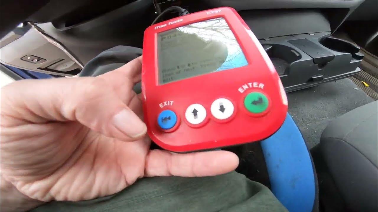 Testing my EGR vaIve on my 06 Dodge Ram 1500. Code p0300 p0403 p0405