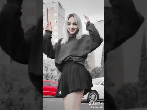 Colegialas del tik tok 20