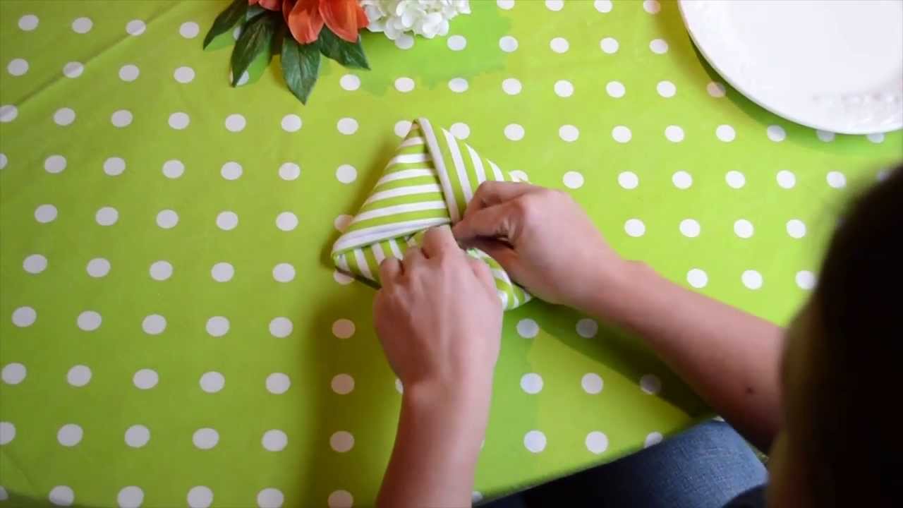 Square Knot Napkin Fold YouTube