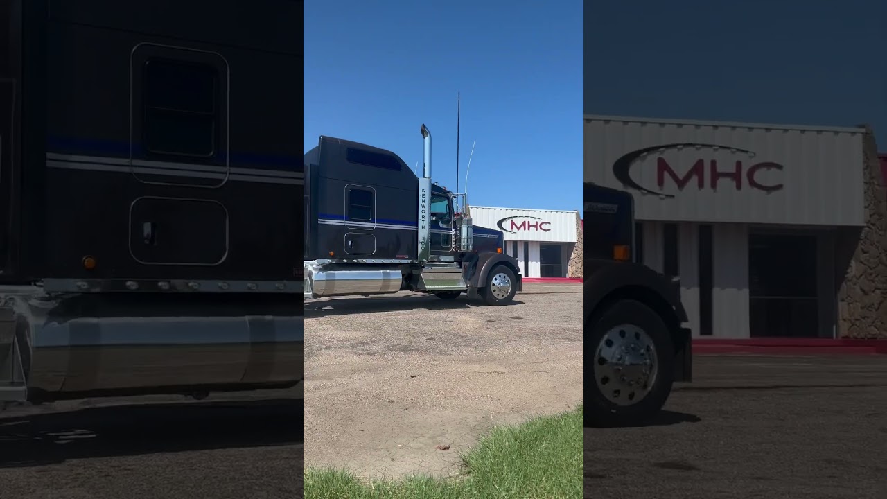 New W900 100th anniversary build. 300 in WHEELBASE 👀 