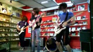 Pulled Apart By Horses &quot;The Crapsons&quot; Pure Groove 16.7.09