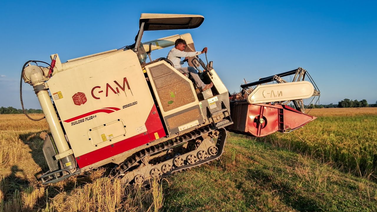 GAM Harvester Machine Having Difficulty Climbing | Dhan kata machine | Harvest Machine
