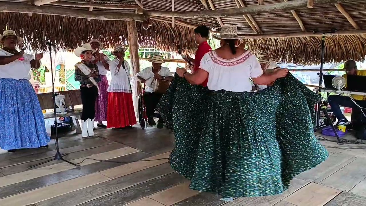 Me le dice a ese moreno que el domingo lo quiero ver tambor norte 