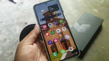 Samsung Z Flip 6: How to Enable or Disable Add or Edit Labels in the Customize TalkBack Menu