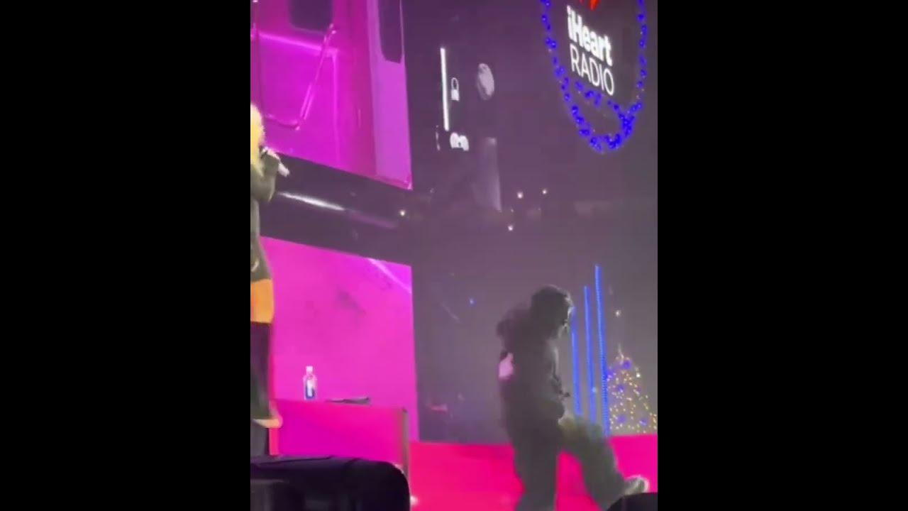 Watch as Nicki Minaj surprises her fans at Jingle Ball with a special guest, Kai Cenat. YouTube