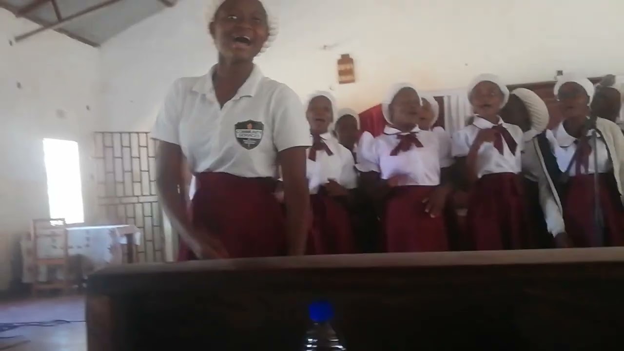 Kodi ndi mtume yani? Chinamwali Young Dorcas