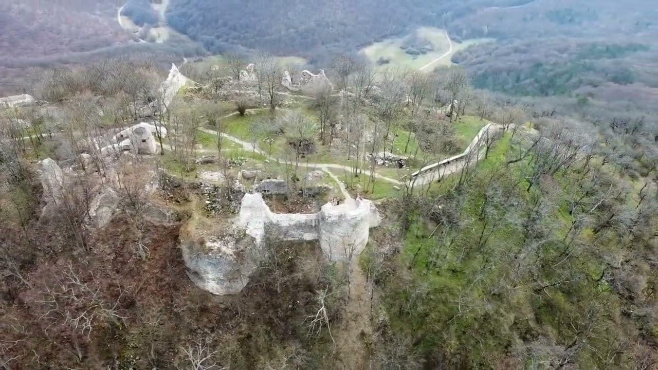 Szádvár madár szárnyán