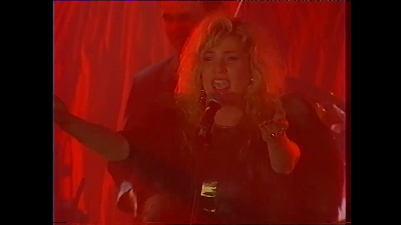 TVP1 - Dyskoteka z zespołem Bajm (fragment) (03.03.1992)