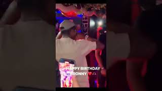 LeBron James lleva A Travis Scott al Cumpleaños de Brownie James #youtubeshorts