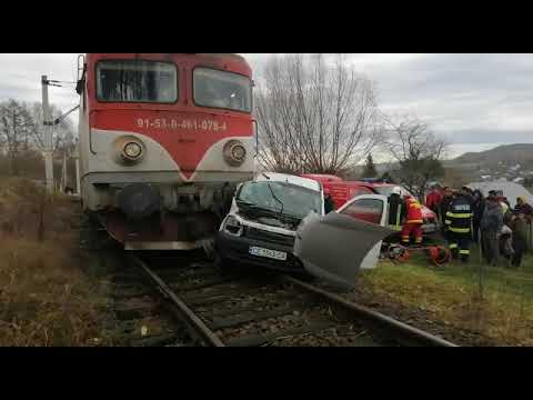 Accident tren la Soloneț, trei persoane rănite