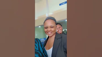 BAHATI BUKUKU MAUA MAZURI YANATOKEA KWETU WADOGO ZANGU HAWA NI WAZURI 