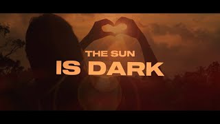 Henry Chris x Sonaba - Sun Is Dark (Lyric Video) Resimi