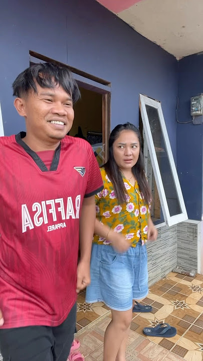 JOGET SEBELAH BINGUNG