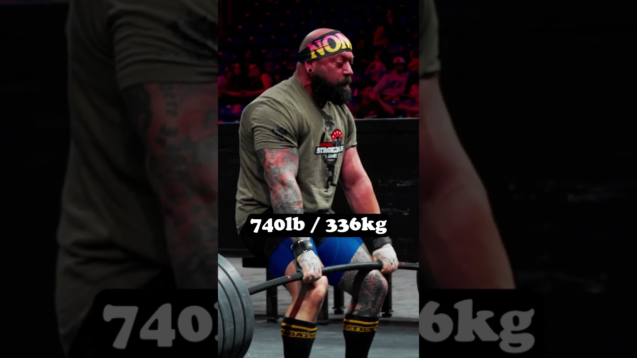 Aussie Strongman smokes 740lb deadlift