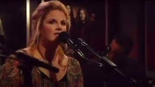 Video thumbnail of "Trisha Yearwood — "She's In Love with the Boy" — Live"