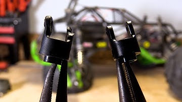 How To Replace a Broken Differential Output Yoke (TRA4628R) | Traxxas Stampede 2WD