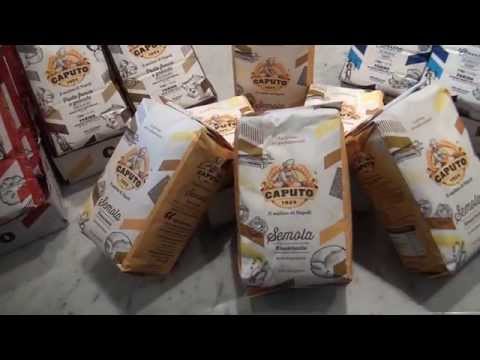 antimo-caputo-shows-molino-caputo's-1kg-and-5kg-flours
