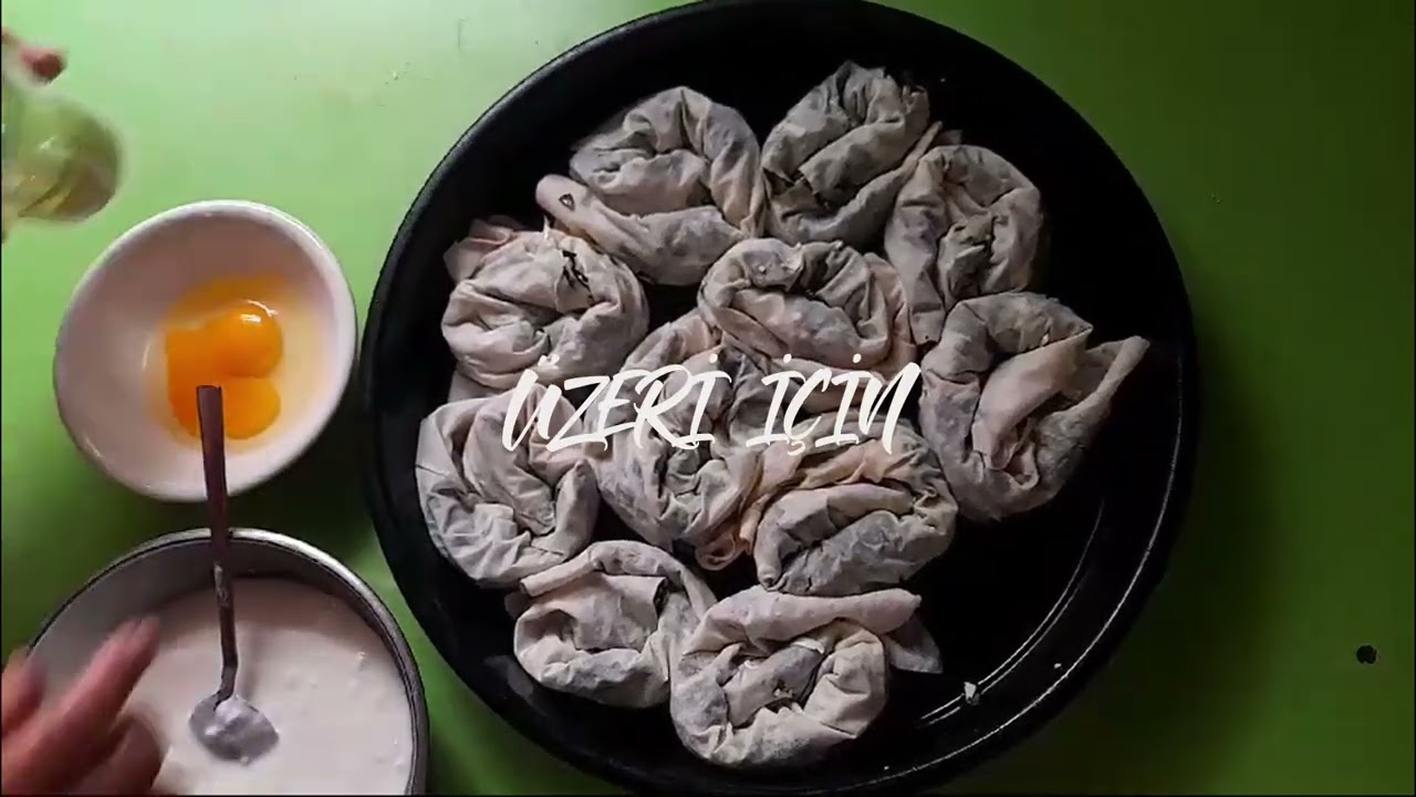 EN KOLAY ISPANAKLI BÖREK TARİFİ / PRATİK YEMEK TARİFLERİ EN KOLAY ISPANAKLI BÖREK TARİFİ / PRATİK YEMEK TARİFLERİ