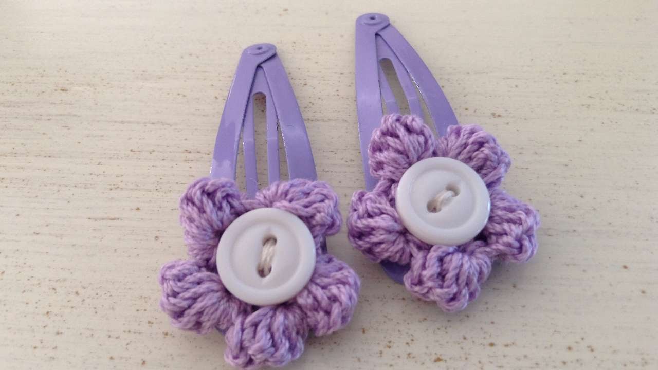 How To Crochet Flower Hair Clips - DIY Style Tutorial ...