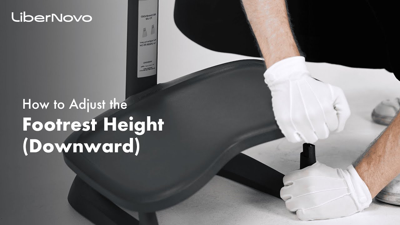 How to Adjust the Footrest Height (Downward)