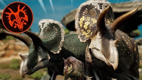 raising an Eotriceratops family with my gf in Path of Titans