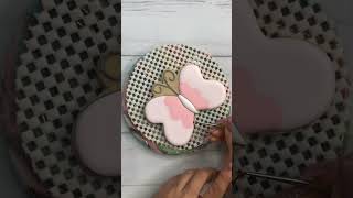 Butterfly royal icing cookie tutorial #easter #eastercookies